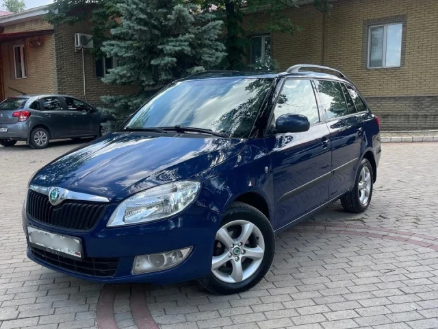 Фото: Продам компактный автомобиль чешской сборки -Шкода Фабия 2012 г.в! Один единственный владелец за весь срок эксплуатации!
