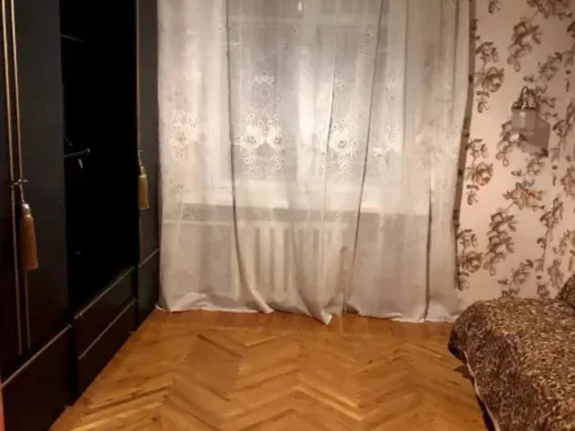 Фото: 📌Сдается 3 комнатная квартира, Ворошиловский район, Университетская 34а. 2/3 этаж. 📍10 минут пешком до бульвара Пушкина