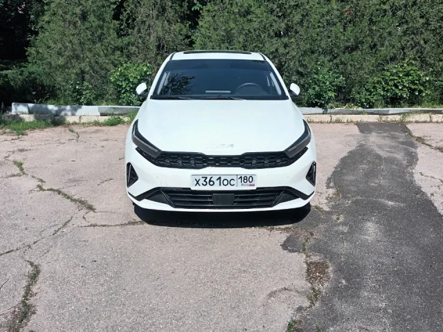 Фото: Продам киа к3 2024 года, авто почти новый, 10000 км. пробег. Есть все необходимое для комфортной езды. Детали по тел., ц