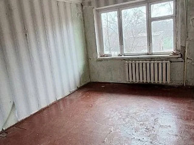 Фото: Продажа 4 комн.кв., ул. Оборонная (Ленинский р-н)