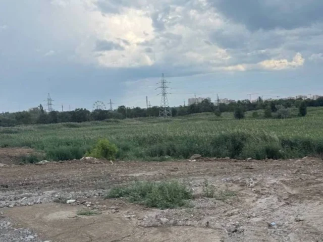 Фото: Продаётся земельный участок в Мариуполе