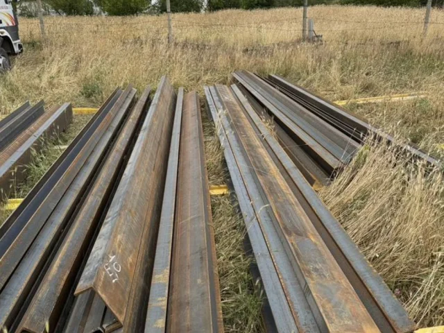 Фото: Продам швеллер 14У