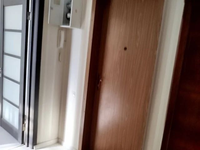 Фото: Продам двухкомнатную квартиру