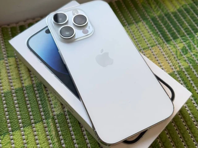 Фото: Продам IPhone 14 Pro 256 гб