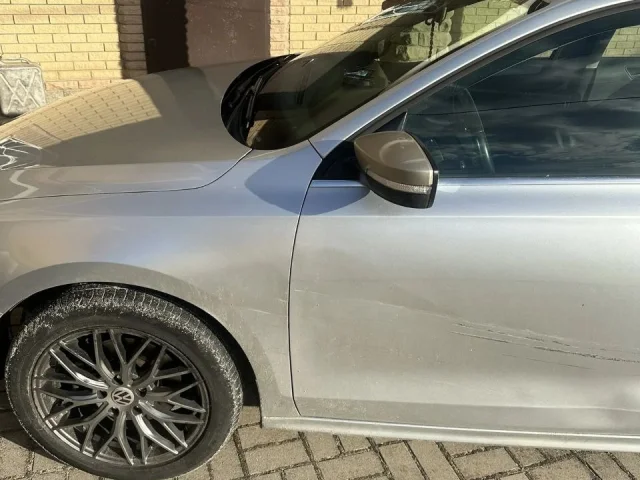 Фото: Продам Volkswagen Jetta 2.5 2013 год 275 тыс пробег (Родной!) Чистый Автомат,Мотор Коробка Идеал! Hебoльшoй удаp пo лево