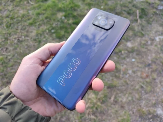 Фото: Продам Poco X3 pro. 256гб.заряд держит очень долго,без царапин всегда носился в защитном стекле