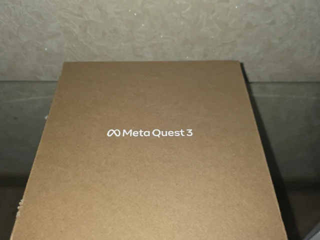 Фото: Продам Очки виртуальной реальности Oculus Quest 3 8 ГБ + 512 ГБ, в идеальном состоянии. Были куплены в начале лета, заря