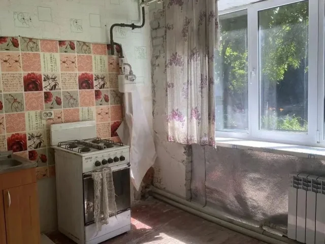Фото: Продам 1 квартиру в Центре города Бердянска, проспект Победы