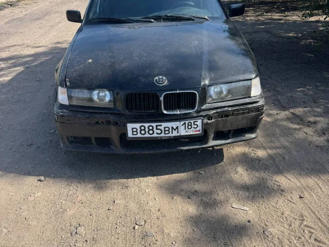 Фото: Продам 1991 год,1,6 мотор