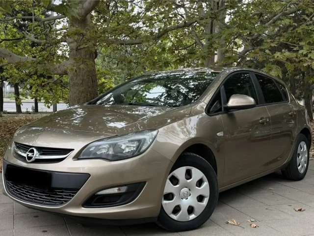 Фото: Продам Opel Astra 2014 года