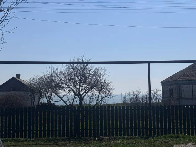 Фото: 🌇Продаю дом в Новоазовске, в двух шагах от Азовского моря. Вторая линия, но море видно прямо со двора
