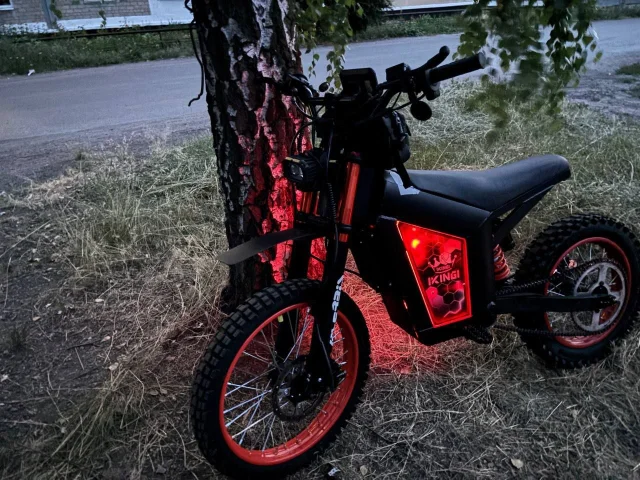 Фото: Продам электропитбайк: IKINGI WISH 01