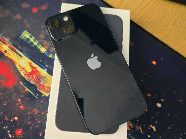 Фото: Продам iPhone 13 128 гб