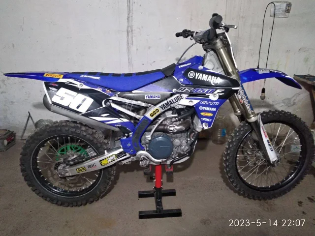 Фото: Продам Yamaha YZ450F инжекторный 2014 г.в. Мот на полном ходу,с документами как спорт инвентарь,есть новый пластик в под