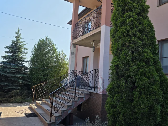 Фото: В аренду предлагается 2 этажный дом в Приморском районе, Фрегат ,в доме есть все необходимое для комфортного проживания,