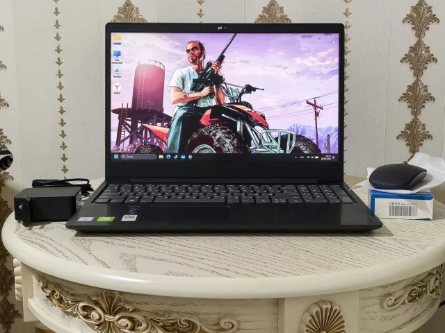 Фото: Lenovo s145/игровой/Intel core i3 8130u,4 потока, частота до 3,4ггц ,8Gb ОЗУ DDR4,скоростной Samsung m2 512gb отдельно т