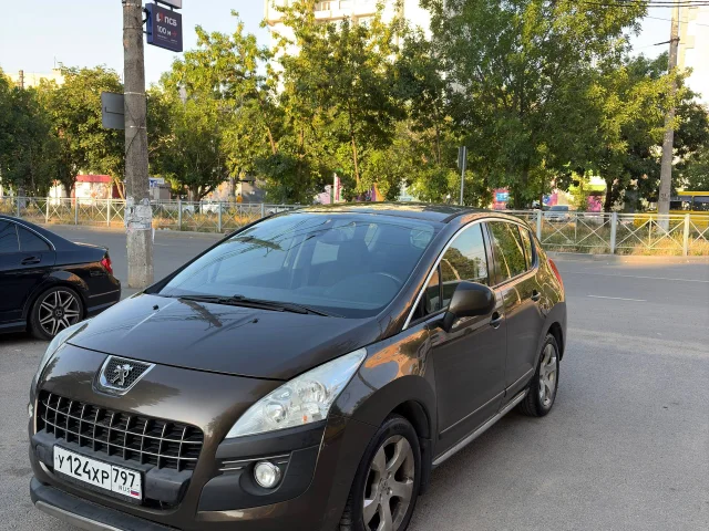 Фото: Продаю Peugeot 3008 в отличном техническом состоянии. Динамичный турбомотор (150 л.с.) в связке с самым надежным в линей