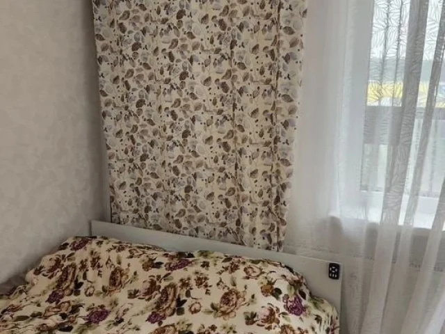 Фото: СДАЕТСЯ СТУДИЯ В КИЕВСКОМ РАЙОНЕ,РЯДОМ С ИЗУМРУДОМ!!!!