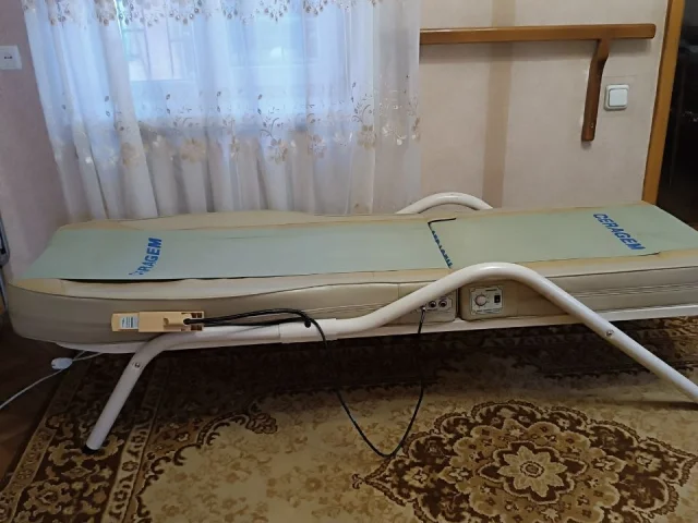 Фото: Кровать массажная,в хорошем состоянии.60000р.Тел
