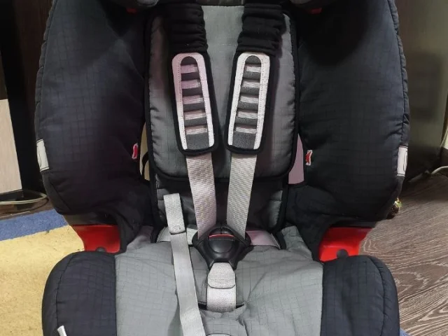 Фото: Автокресло Britax Romer