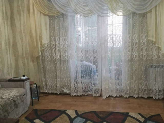 Фото: Горловка!!! Продается 3-х ком.кв-ра, район Собора, ул.Судейко 22, 1/2., общая площ., 64 кв.м. Квартира угловая, но очень