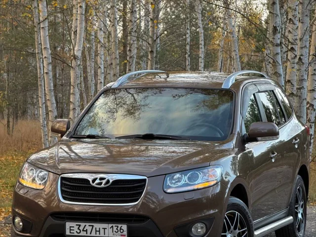 Фото: В продаже Hyundai Santa Fe, 2.4 л, 174 л.с (4WD) Официал. Год выпуска: 2011. Пробег: 178 тыс км. Заводской окрас всего к