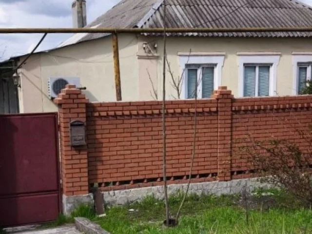 Фото: В продажу предлагается дом в Ильчёвском р-не, пос. Каменск, ул. Плотинная