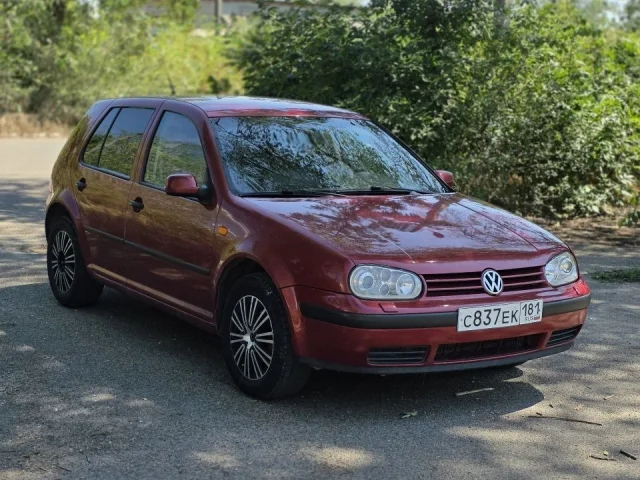 Фото: Марка автомобиля: Volkswagen Golf