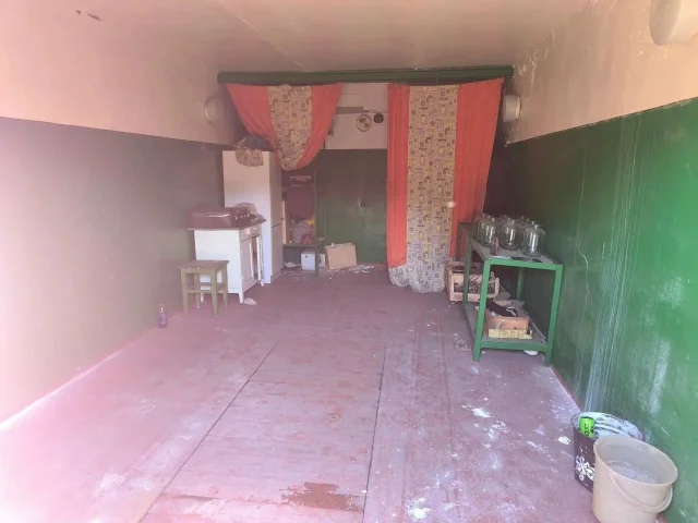 Фото: Продам гараж в ЦГР Горловка бул. Димитрова – ул. Колхозная в АК Меридиан, состояние идеальное, большая яма, подвал, свеж