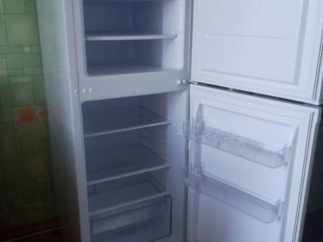 Фото: Продам холодильник, фирма Берюса , в работе был 4 мес