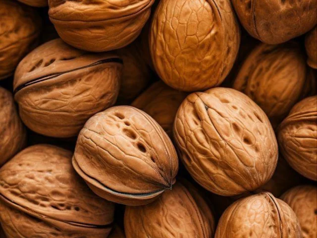 Фото: Продаю грецкие орехи🌰