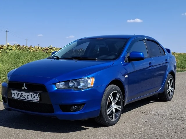 Фото: Mitsubishi Lancer - 2008 год