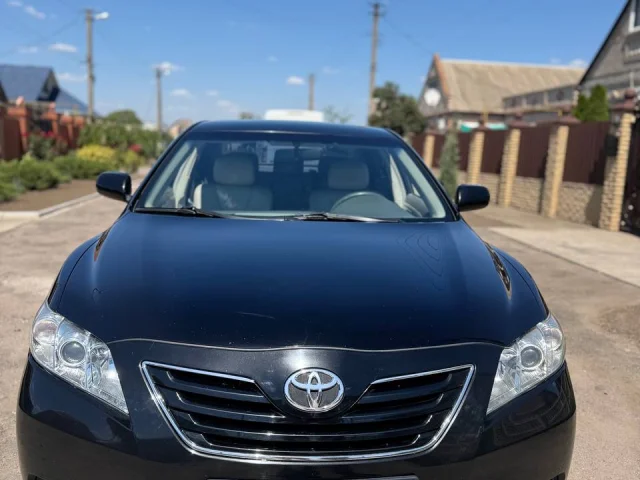 Фото: Продам Toyota Camry 2.4 бензин. 2008 год