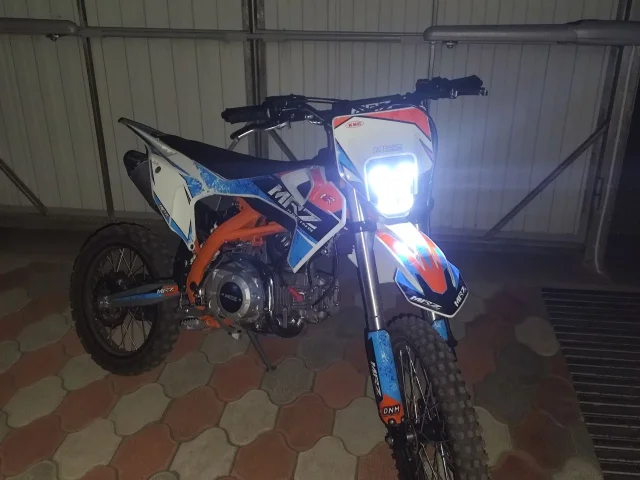 Фото: Продам Пит байк MRZ RACING 150 (по документам 140) покупался новым 13 апреля 2026, 30 мото часов, только прошел обкатку