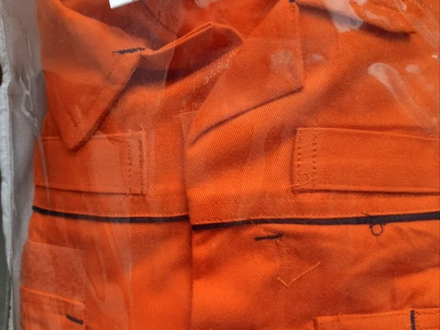 Фото: Продам комбез, хлопок, новый. 2000руб. Тел: