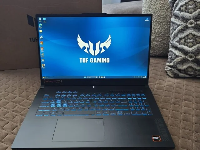 Фото: В продаже большой, игровой ноутбук ASUS TUF Gaming A17 ( FA707NUQ-HX010