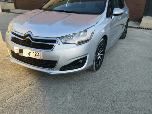 Фото: Продаю Citroën C4 B7 2013 года