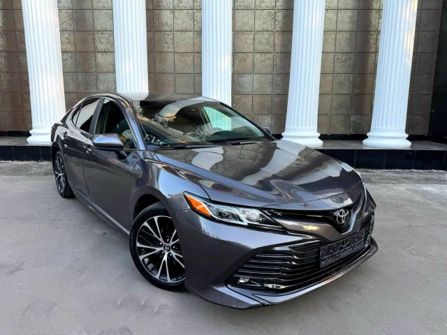 Фото: Toyota CAMRY, 2018 2.5(203 л.с) АКПП 8-ст