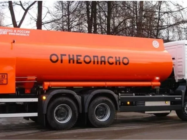 Фото: В наличии ДТ (Роснефть) хорошего качества, оптом с доставкой в ДНР, ЛНР. Цена 95р,