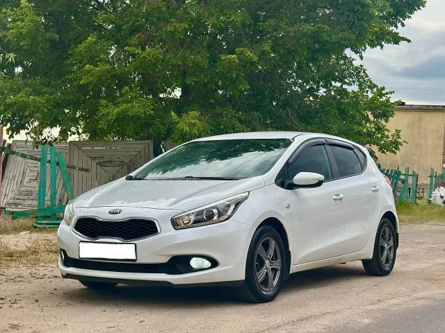 Фото: Kia Cee’d 2015г