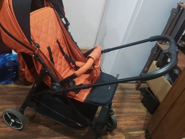Фото: Продам детскую коляску