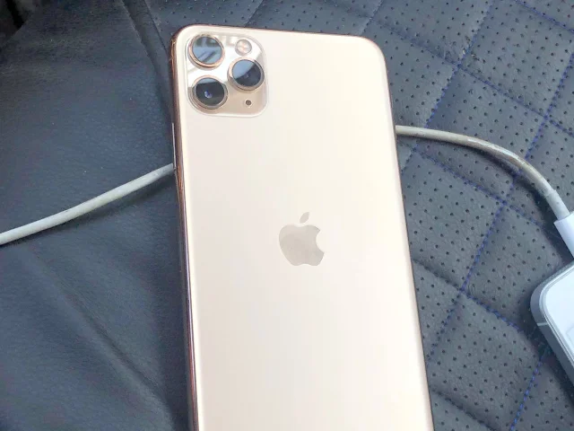 Фото: Продам IPhone 11 Pro Max 93% АКБ ,состояние телефона идеальное,все рабочее ,полный комплект