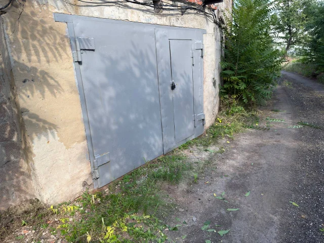 Фото: Продам гараж с ямой в кооперативе Шахтер «г.Донецк, ул. 9-го Января 14б»