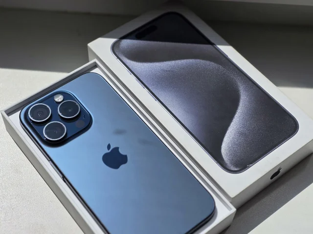 Фото: Продам Iphone 15 pro Blue Titanium 128 gb