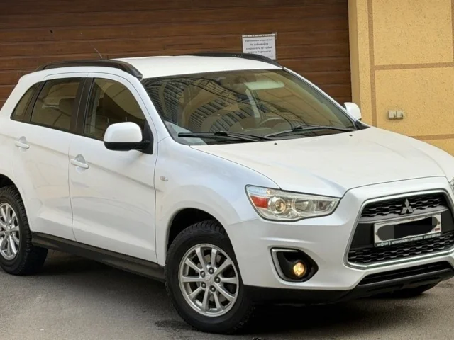 Фото: Продам Mitsubishi ASX Рестайлинг, 2014 года выпуска, объем двигателя 1.6 117 л.с, КПП механика (самая надёжная связка в 