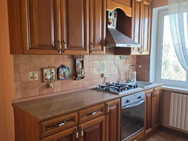 Фото: Продам 3-х комнатную квартиру в Петровском районе Донецка