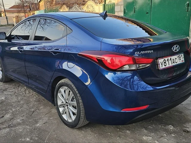Фото: Марка автомобиля: Hyundai Elantra