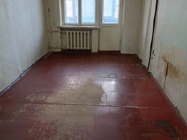 Фото: Продам 2-ком. кв-ру, ул. Рогозина 5, 2/3, р-он Поликлиники, не угловая, 42 кв.м. - общая. Состояние родное. Документы го