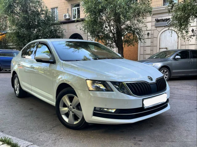 Фото: Срочно продаю Skоda Octavia А7 (ноябрь 2018). Двигатель 1.4 турбо, автомат. Состояние отличное, не бит, не крашен. ПТС о