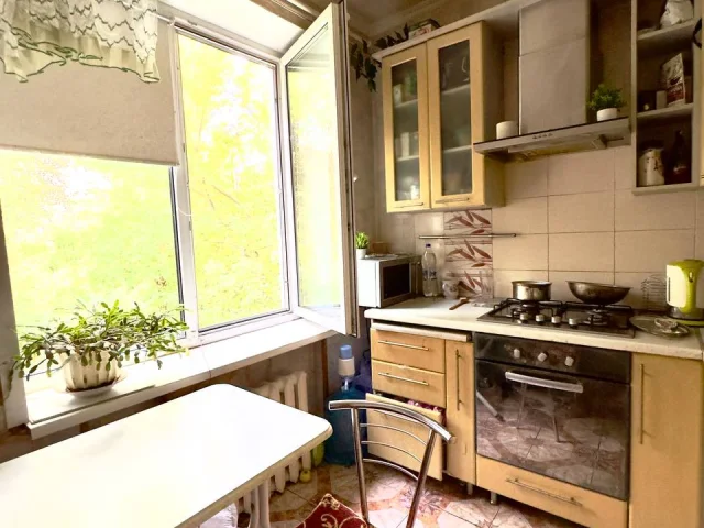 Фото: Продажа 2к квартиры в центре города! Ул. Университетская, пр-кт Театральный!